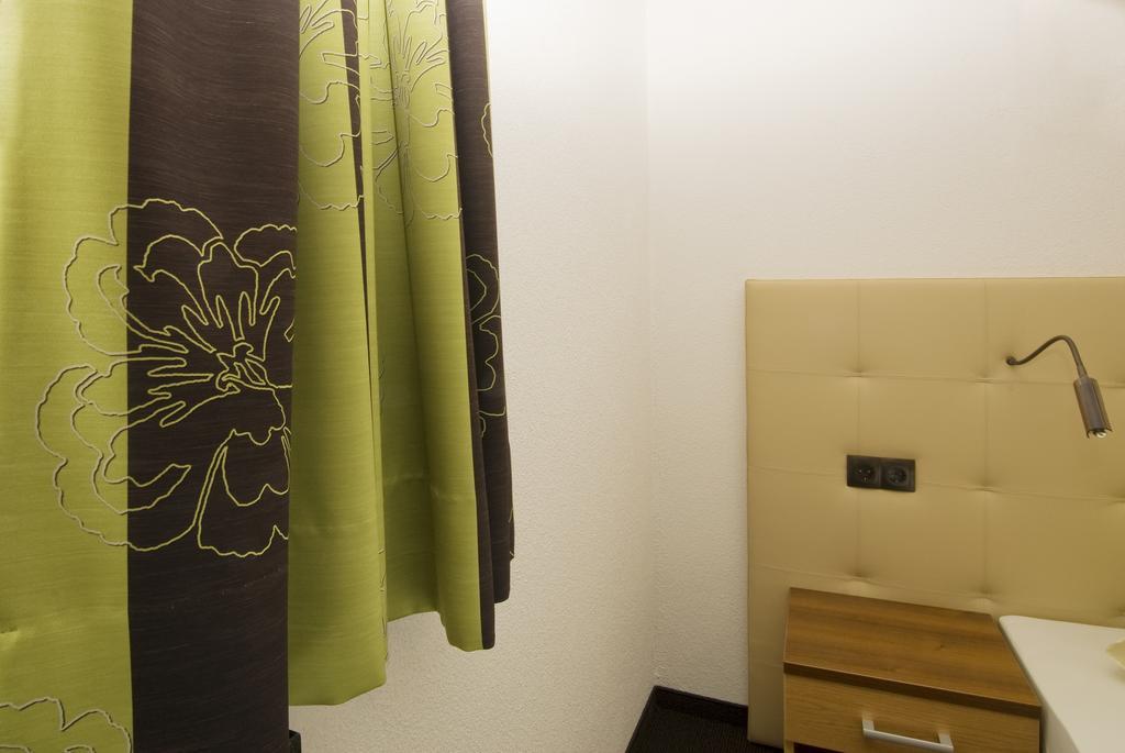 Haus Deiser Kappl  Bilik gambar